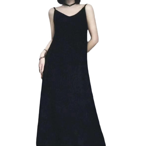 寬鬆褶皺吊帶裙