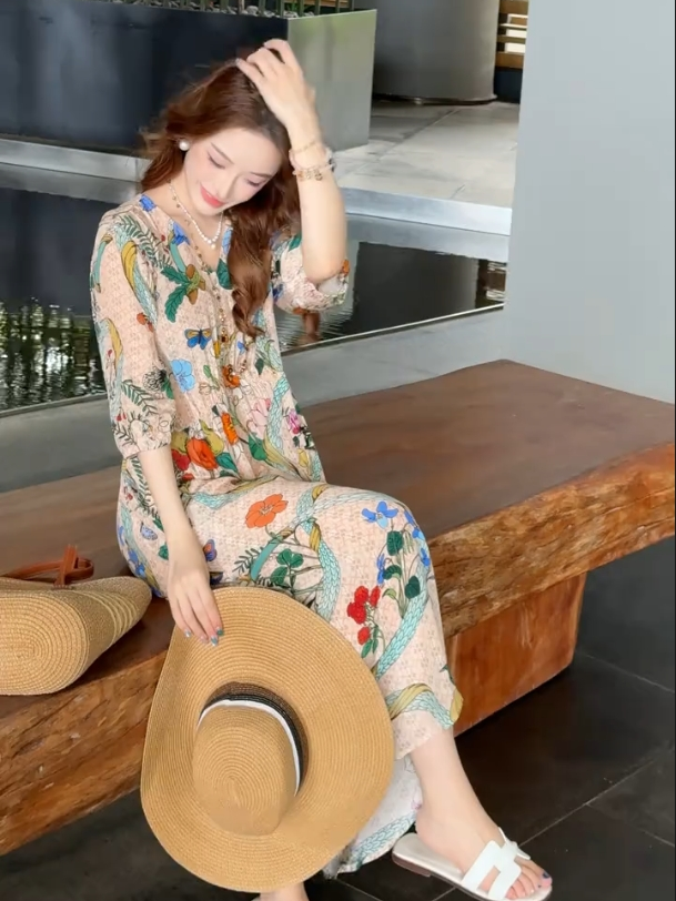 寬鬆印花連衣裙