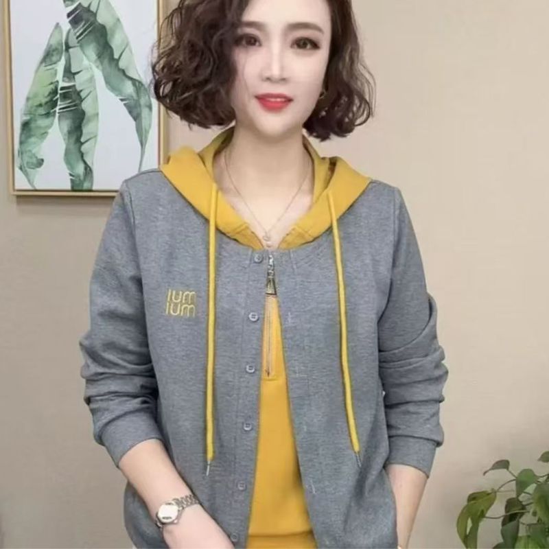 減齡假兩件衛衣